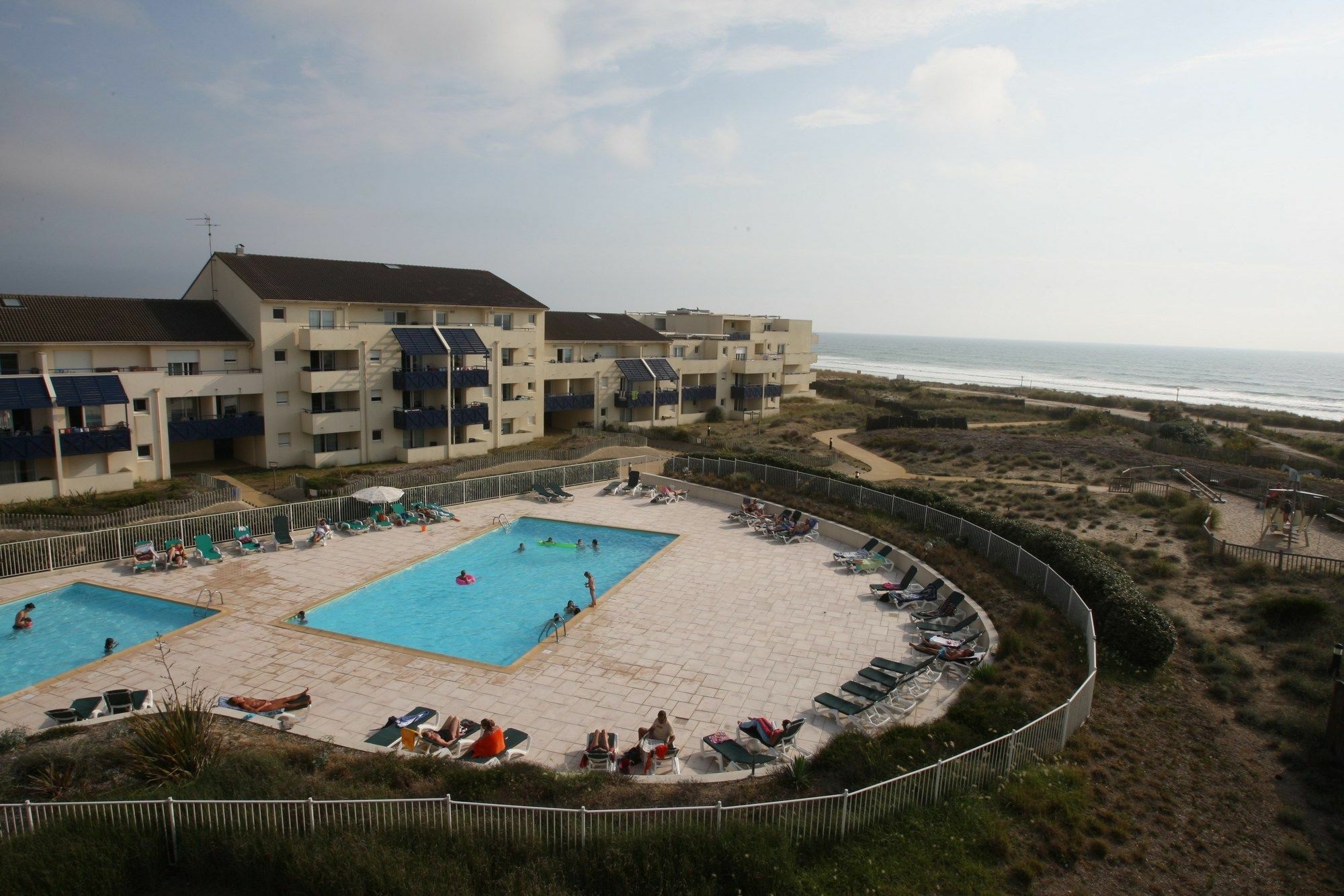 Residence Pierre & Vacances Bleu Marine Лакано Экстерьер фото